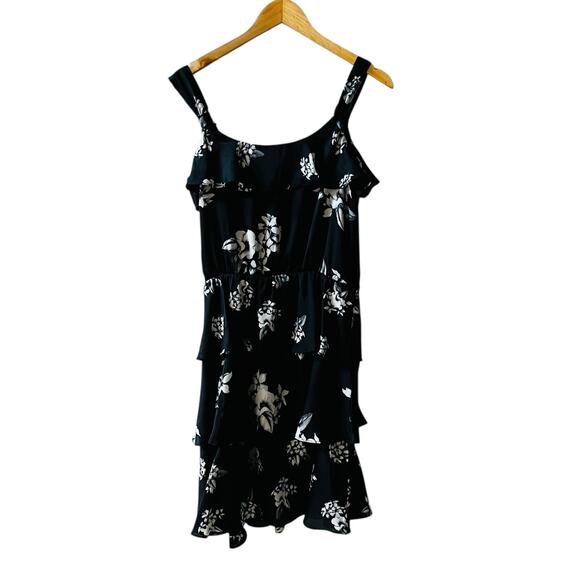 White House Black Market Floral Layered Sleeveless Dress Size 8 Black Cream - Picture 3 of 7